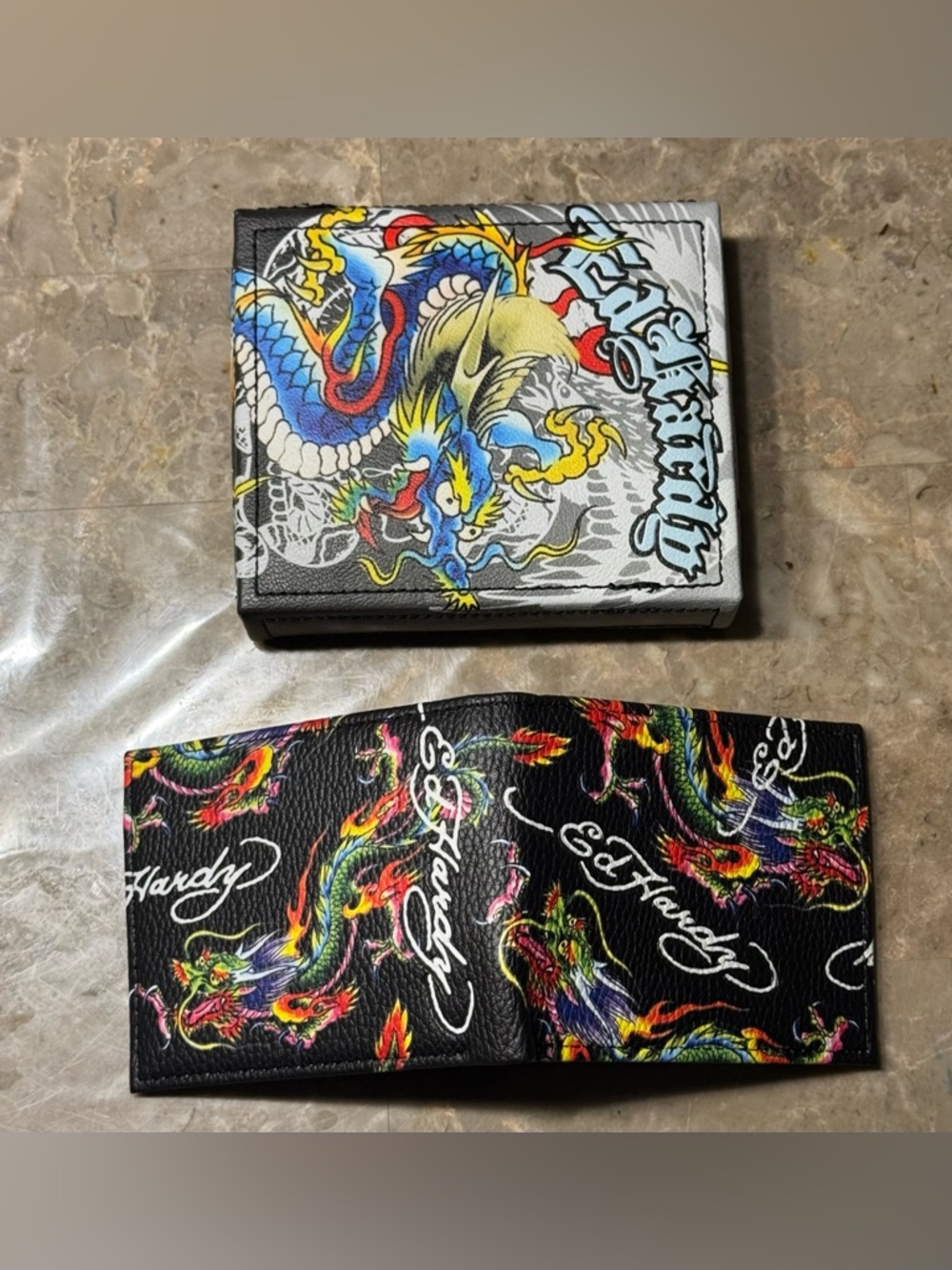 New Ed Hardy Men's Dragon Bifold Wallet features a vibrant tattoo design